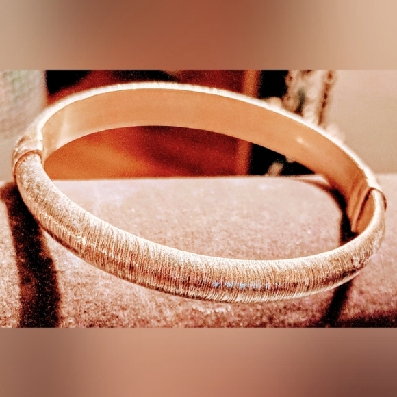 Sterling Silver 9.25 Bangle size 7 Bracelet. - Picture 7 of 7